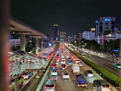 Tol Dalam Kota Macet, Pengendara Arah Jakarta Diimbau Lewat Tol JORR II