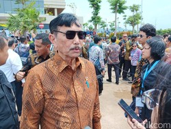 Mutasi Letjen Kunto Anak Try Sutrisno Direvisi, Luhut Anggap Hal Biasa