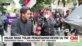 VIDEO: Unjuk Rasa Tolak Pengesahan Revisi UU TNI di Jakarta