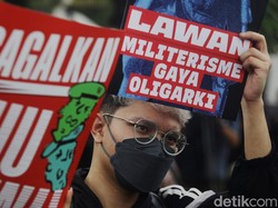 Ramai-ramai Pakar Soroti Revisi RUU TNI, Khawatir Dwifungsi Militer Bakal Kembali