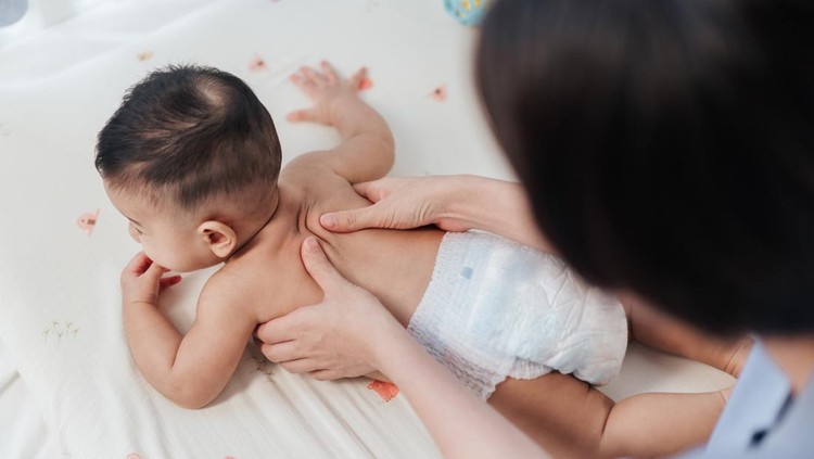 Pijat bayi