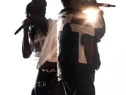 Lirik Lagu RATHER LIE - Playboi Carti feat. The Weeknd