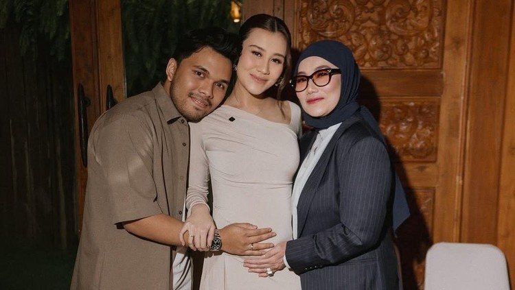 Reza dan Aaliyah