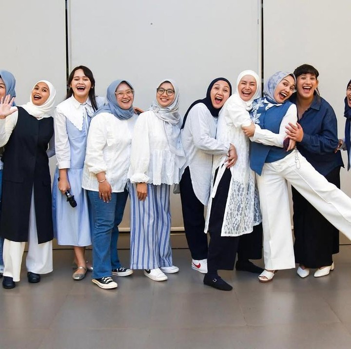 <p>Ia pun berharap agar semuanya kembali dipertemukan di Ramadhan berikutnya, Bunda. “InsyaAllah kita dipertemukan lagi dengan bulan Ramadhan tahun depan yaaa…Aamiin aamiin. Terima kasih udah bersedia hadir semuanyaaaa. LovLovLov,” ungkapnya. (Foto: Instagram@titachitraaa)</p>