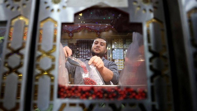 FOTO: Berburu Rempah di Mesir saat Ramadan