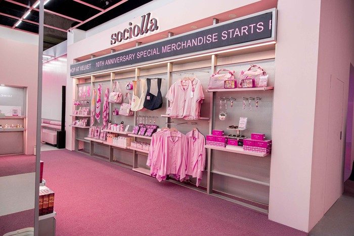 Ada Sociolla Beauty Bazaar hingga SOCO Star Lounge