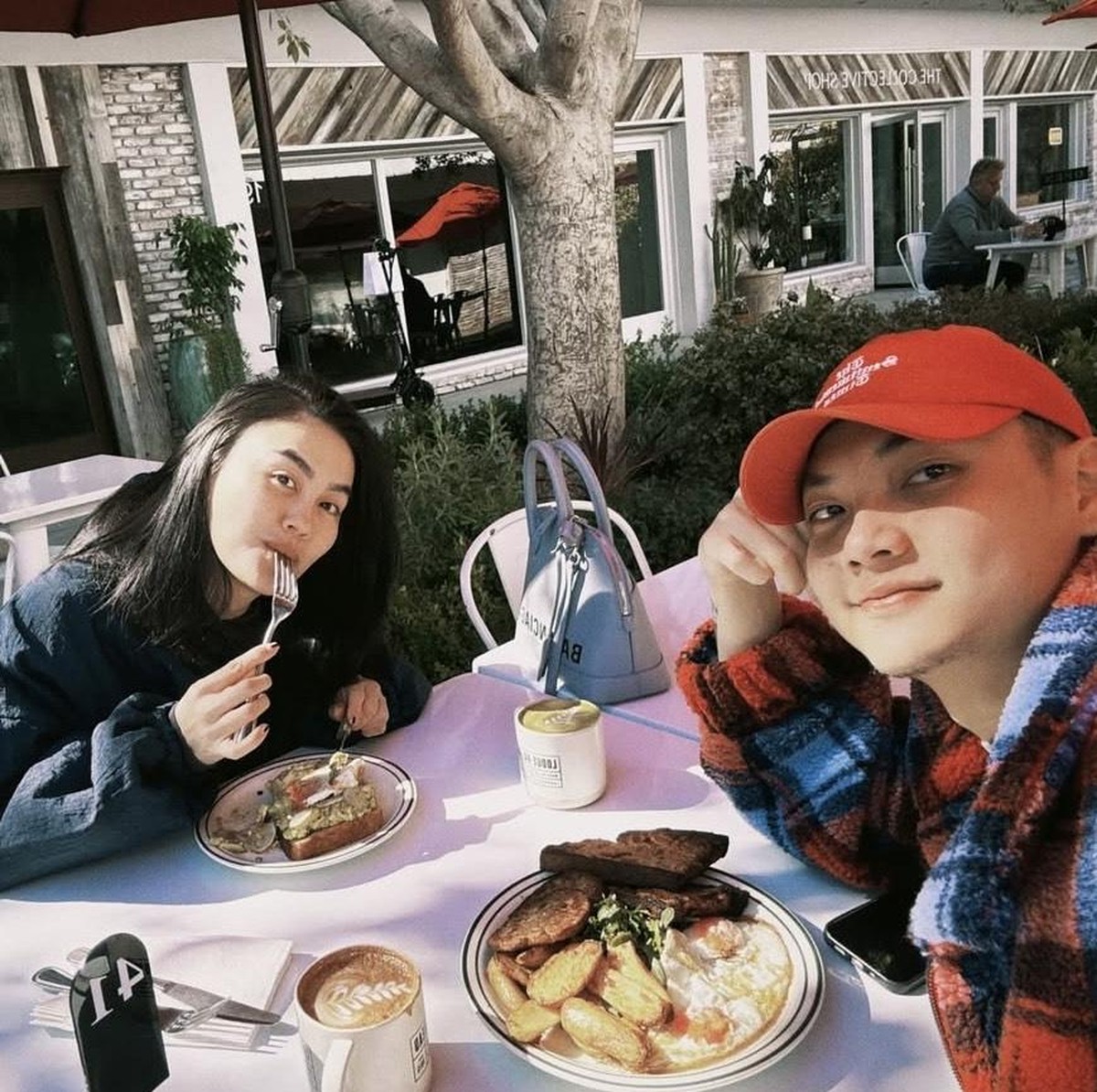 Agnez Mo dan Adam Rosyadi