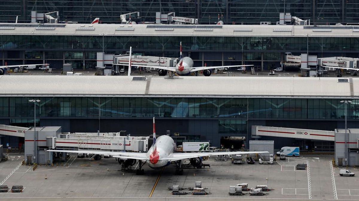 Bandara Heathrow London Ditutup Gegara Gardu Kebakaran