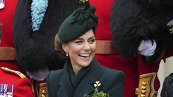 Ini Alasan Kate Middleton Sering Pakai Perhiasan Milik Ratu Elizabeth