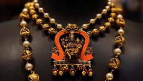 FOTO: Bara Harga Emas di India
