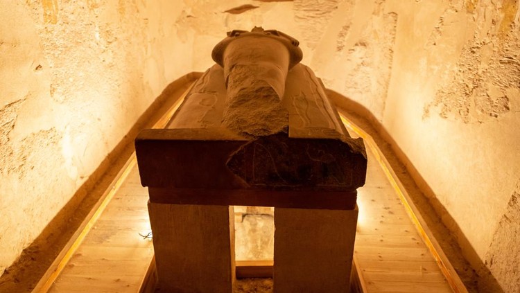 ilustrasi mumi mesir Tomb of pharaoh Sethi II in Valley of the Kings, Luxor, Egypt
