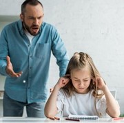 Apa Itu Daddy Issues? Ini Penyebab dan Dampaknya pada Hubungan Romantis