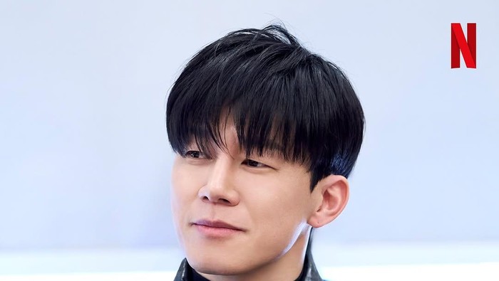 Jadi Penopang Finansial Keluarga, Ini Kisah Perjuangan Aktor Korea Kim Moo Yeol hingga Tenar