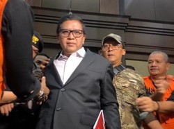 Hasto Minta Dibebaskan dari Kasus Suap-Rintangi KPK Tangkap Harun Masiku