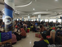 Warga di Makassar Mudik Lebih Awal Imbas Kehabisan Tiket Kapal Jelang Lebaran
