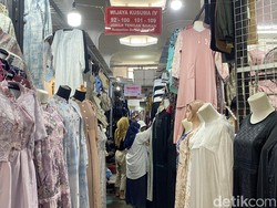 Pasar Johar Semarang Mulai Ramai Jelang Lebaran