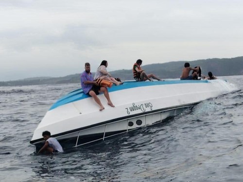 Penyebab Kapal Dolphin Cruise ll Terbalik Sebelum Bersandar