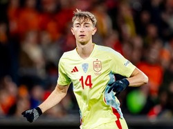Dean Huijsen Langsung Dicolek Sergio Ramos Usai Gabung Real Madrid