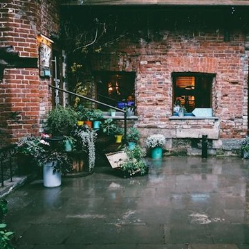 Rumah Kebanjiran? Simak 7 Tips Membersihkan dan Memulihkan Hunian dengan Efektif