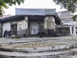 Kantor Hana Bank di Bandung Diduga Dibakar Massa!
