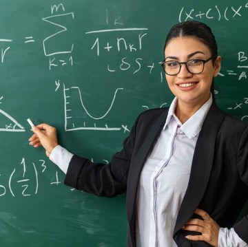 9 Pilihan Karier untuk Kamu yang Jago Matematika, Tawarkan Gaji Fantastis!