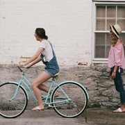 Bersepeda vs Jalan Kaki, Mana yang Lebih Efektif Turunkan Berat Badan?