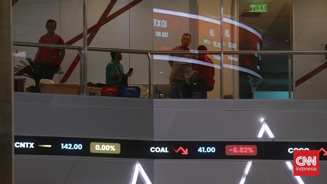 IHSG ditutup di level 6.262 pada Jumat (11/4). Indeks saham menguat tipis 8,20 poin atau plus 0,13 persen dari perdagangan sebelumnya.