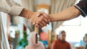 5 Contoh Undangan Halal Bihalal Idul Fitri untuk Kantor-Keluarga Besar