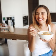 Biar Makin Kenyang dan Sehat, Ini 3 Cara Tambah Protein ke Oatmeal