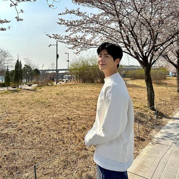 3 Drakor Terbaru Kim Seon Ho yang Wajib Ditonton, Ada yang Tayang di Netflix!