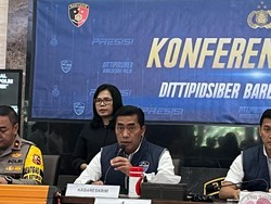 Video: Polri Bongkar Kasus Fake BTS, 2 WN China Ditangkap