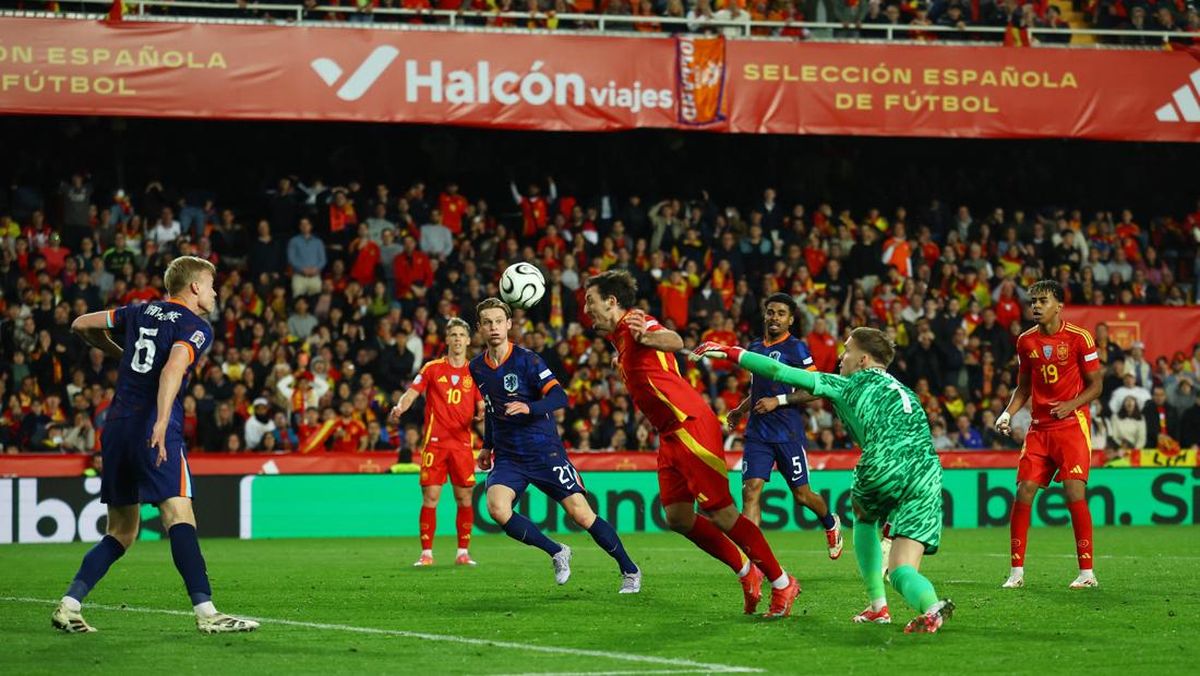 FOTO: Spanyol Depak Belanda dalam Laga Penuh Drama
