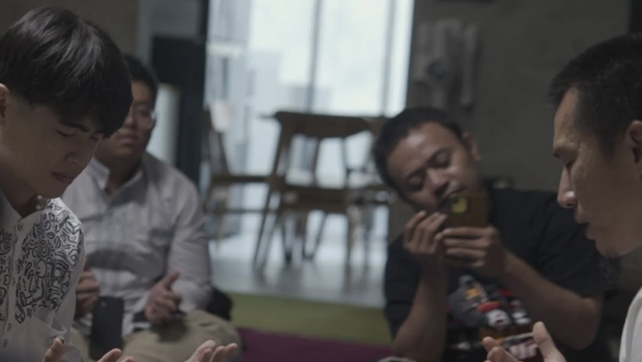Steven Wongso Berburu Takjil hingga Buka Puasa Bareng Arafah Rianti Steven Wongso Berburu Takjil hingga Buka Puasa Bareng Arafah Rianti