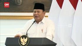 VIDEO: Momen Kocak Prabowo Cek Menteri Punya Saham: Mana Trenggono?