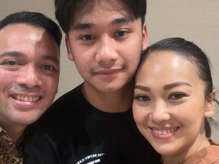Potret Anak Artis Berhasil Masuk UI, Ada Putra Nola B3 hingga Putri Kedua Alya Rohali