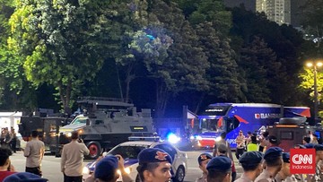 Pemain Bahrain Tiba di Stadion GBK Dikawal Kendaraan Taktis