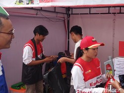 Posko Lesehan Enduro Cirebon Manjakan Pemudik Motor