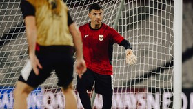 Pelatih Kiper Timnas Indonesia Sambangi Emil Audero di Palermo