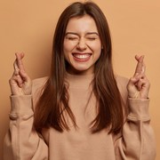 Viral Tren Lucky Girl Syndrome Jadi Cara Buat Sukses, Begini Menurut Ahli