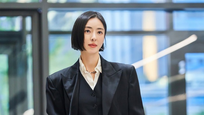 Tampil Classy, Simak Potret Aktris Cantik Lee Da Hee di Drakor The Divorce Insurance