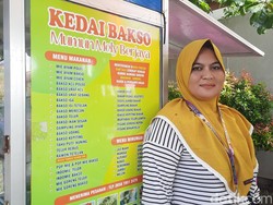 Konsistensi Mumun 20 Tahun Pertahankan Usaha Bakso Giling