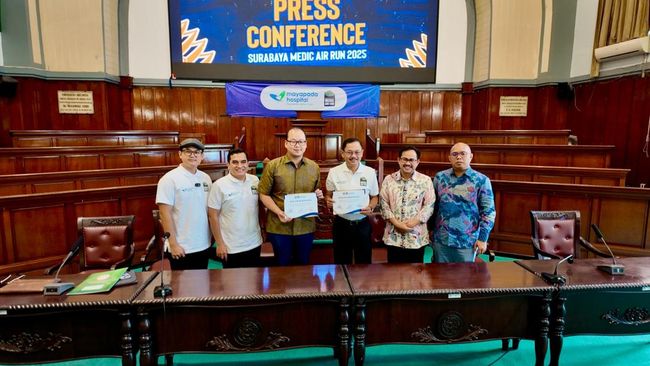 Sebagai mitra utama, Mayapada Hospital meneydiakan layanan kesehatan menyeluruh untuk peserta, mulai dari sebelum hingga sesudah Surabaya Medic Air Run 2025.