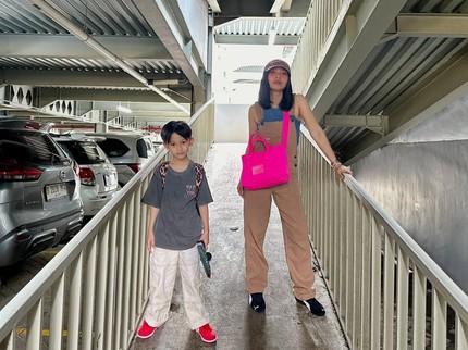 Gaya OOTD Nord Anak Rinni Wulandari & Jevin Julian Curi Perhatian, Ini 7 Potretnya