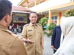 Walkot Pekanbaru Perintahkan TPP dan THR ASN Cair Hari Ini