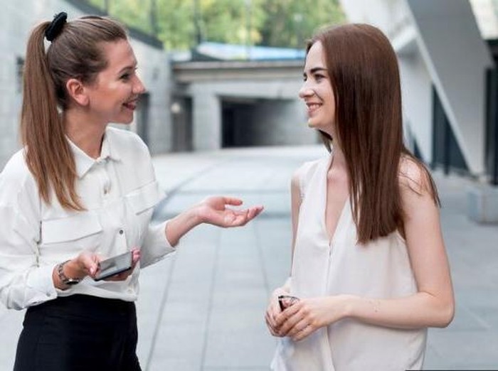 Penelitian menunjukkan bahwa orang yang suka begadang cenderung menjadi pusat perhatian di jaringan sosial hingga kelompok pertemanan mereka.
