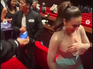 Ini Momen Ariel NOAH Temani Wulan Guritno di Premier Film 'Norma'