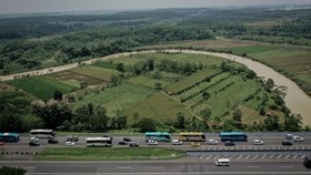 Ketiduran dan Tujuan Terlewat, Peserta Mudik Gratis Diturunkan di Tol