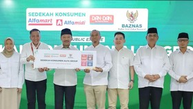 Baznas Salurkan Sedekah Konsumen Alfa Group, Total Rp24 Miliar