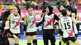 Red Sparks vs Pink Spiders: Klub Megawati Tak Pernah Kalah di Final