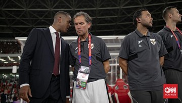 Patrick Kluivert Pimpin Rapat Timnas Indonesia di Belanda